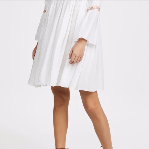 Ethereal White Lace Bohemian Tunic - Picture 6 of 9